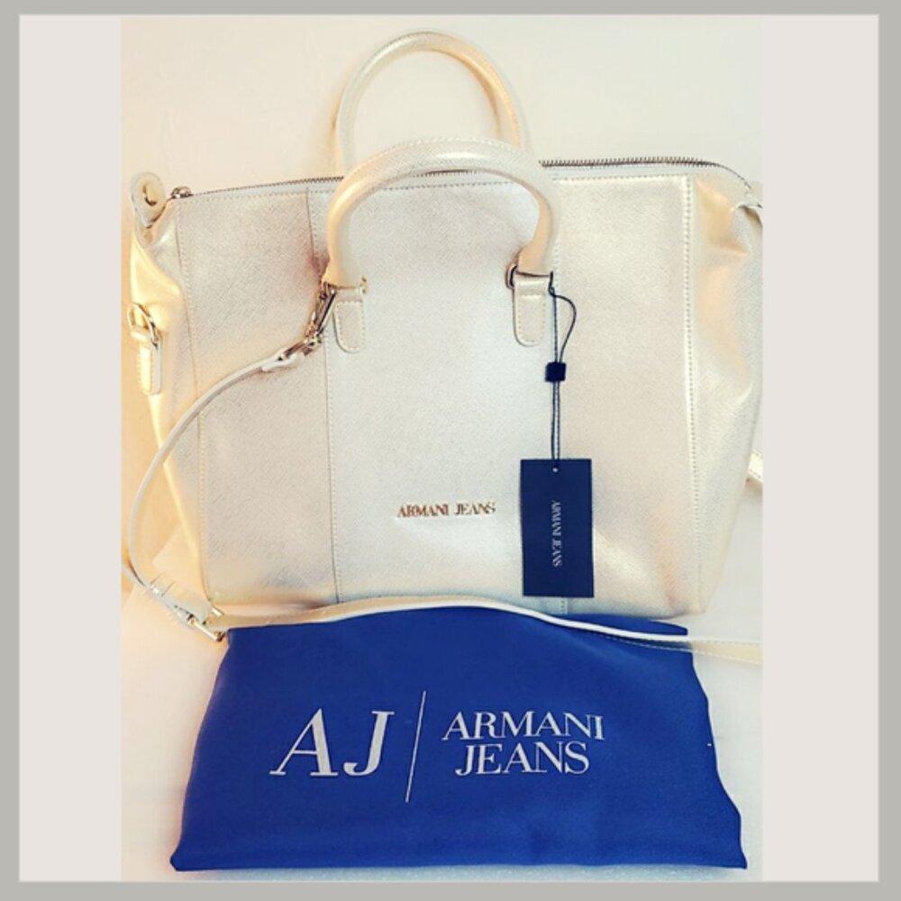 Armani Jeans Gold Tone Purse, Brand new, never used, Tags & Dust Bag - Picture 2 of 14